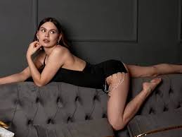 Exploring the Allure of Asian Cam Females 9412988